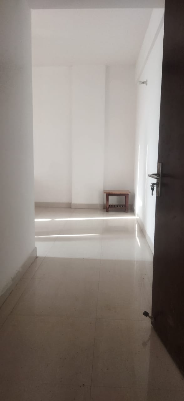 2 BHK + Extra Room Apartment For Sale in Signature Orchard Avenue 2