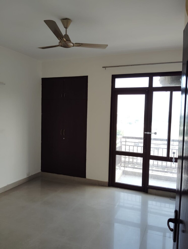 Room, signature-orchard-avenue-2 2 Bedroom 617 Sq.Ft. Apartment In Sector 93 Gurgaon 8057501