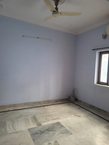 Room in 2 BHK Independent House at Kedar Puram – for Rent