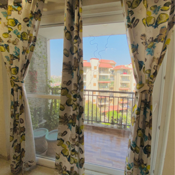 Balcony in 3.5 BHK Apartment at Sector 20 – for Rent