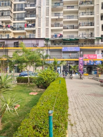 Commercial Shop 889 Sq.Ft. For Rent in Sector 77 Noida  8057547