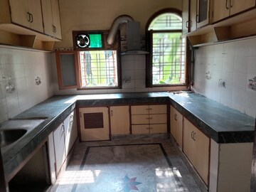 Kitchen in 3 BHK Villa at Sector 46 – for Rent