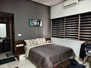 Bedroom in 4 BHK Independent House at Aakkulam – for Sale