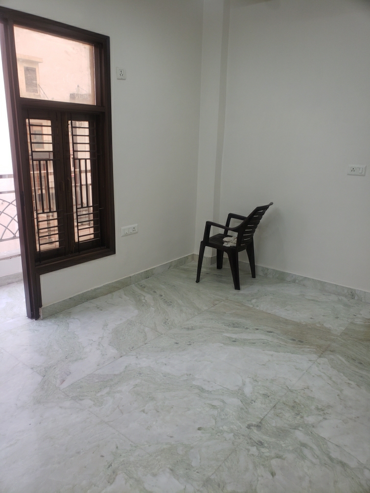 2 BHK Builder Floor For Sale in Rahul Mishra 