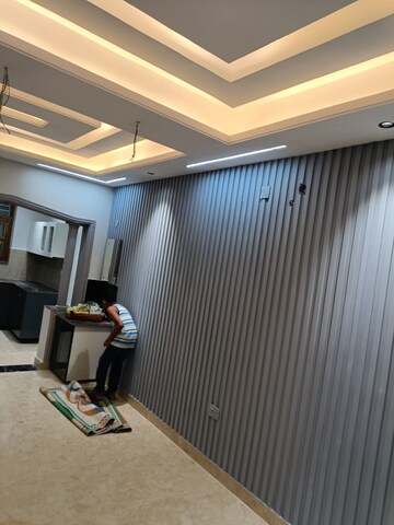Master Bedroom in 3 BHK Builder Floor at Pithuwala Kalan – for Rent