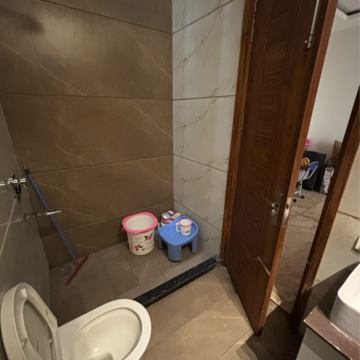 Attached Bathroom in 4 BHK Independent House at Sector 21 – for Rent