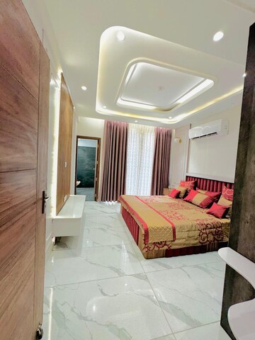 Bedroom in 3.5 BHK Builder Floor at Panchkula Urban Estate – for Rent
