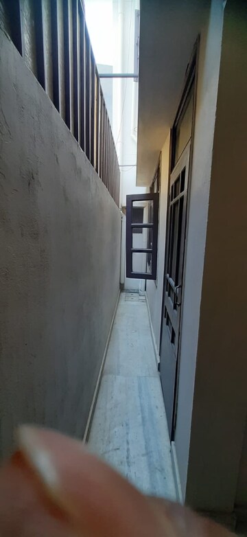 2 BHK Builder Floor For Rent in Gms Road