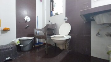 Bathroom in 3 BHK Apartment at Neelkanth Heights Mulund, Mulund West – for Sale