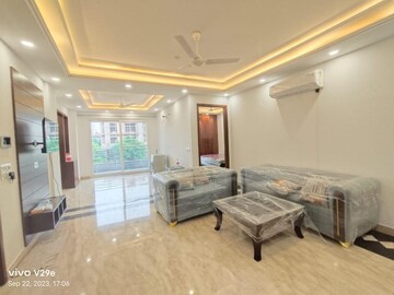 Living Room in 4 BHK Builder Floor at Ardee City, Sector 52 – for Rent