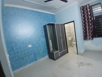 Room in 3 BHK Builder Floor at Gms Road – for Rent