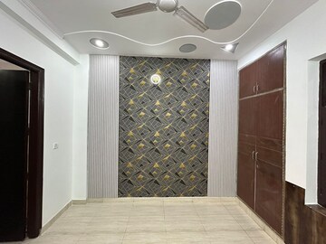  3 BHK Builder Floor at Green Fields Colony – for Sale