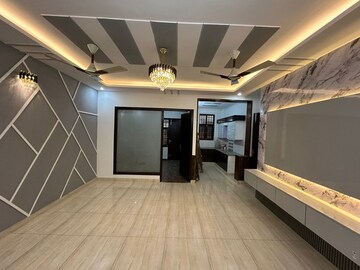 Bedroom in 3 BHK Builder Floor at Green Fields Colony – for Sale
