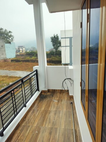 Balcony in 2 BHK Builder Floor at Byepass – for Rent