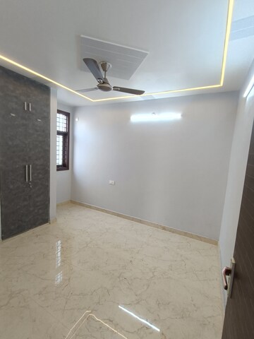 Room in 2 BHK Builder Floor at Malviya Nagar – for Rent