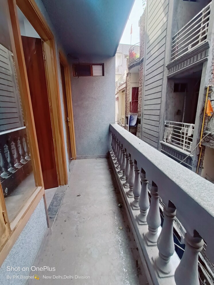 Balcony, govindpuri 2 Bedroom 650 Sq.Ft. Builder Floor In Govindpuri Delhi 8057843