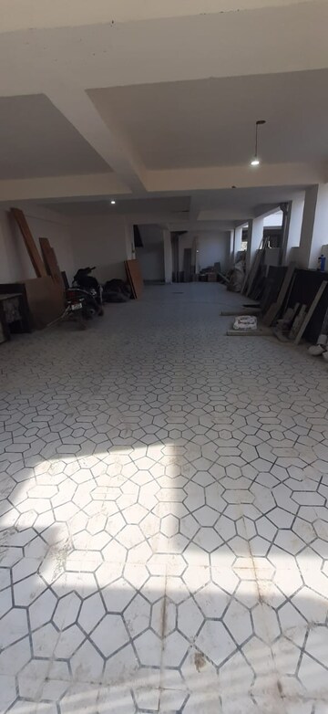 Parking in 3 BHK Builder Floor at Dehradun Cantt – for Sale