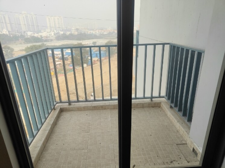 Balcony, paras-dews 2 Bedroom 1385 Sq.Ft. Apartment In Sector 106 Gurgaon 8057941