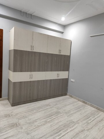 Room in 3 BHK Builder Floor at Sherpur – for Rent
