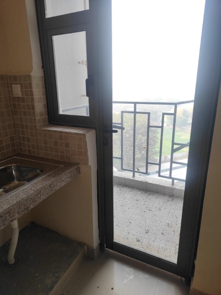 Other, paras-dews 2 Bedroom 1385 Sq.Ft. Apartment In Sector 106 Gurgaon 8057941