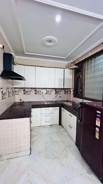 Kitchen in 2 BHK Builder Floor at Orchid Island, Sector 51 – for Rent