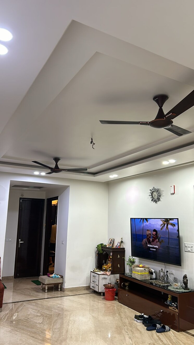 undefined, super-mart-1 4 Bedroom 2500 Sq.Ft. Builder Floor In Sector 27 Gurgaon 8058003