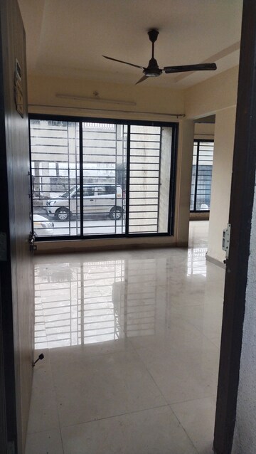 1 BHK Apartment For Rent in Naigaon East