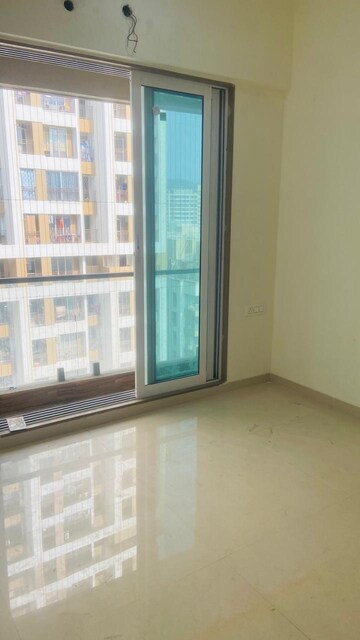 Room in 1 BHK Apartment at Shree Ramdev Ritu Heights, Mira Road – for Rent