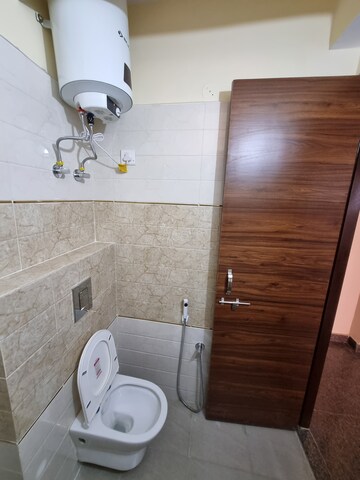 Bathroom in 1 BHK Builder Floor at Palam Vihar – for Rent