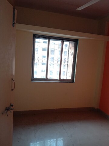 Room in 1 BHK Apartment at New Mhada Tower, Malad West – for Rent