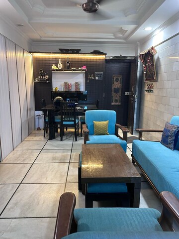 Living Room in 2 BHK Apartment at Chembur – for Rent