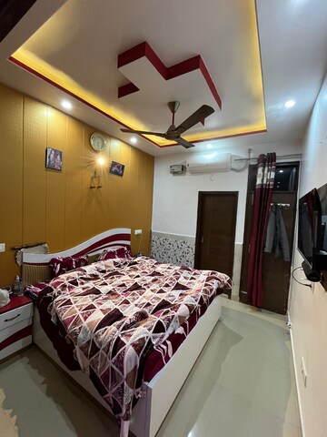 Bedroom in 3 BHK Builder Floor at Guru Nanak Enclave, Dhakoli Village – for Sale