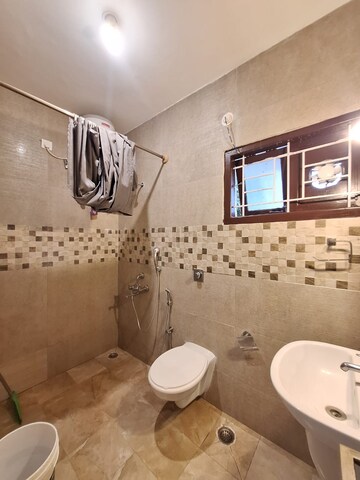 Master Bedroom in 3 BHK Apartment at Indiranagar – for Rent