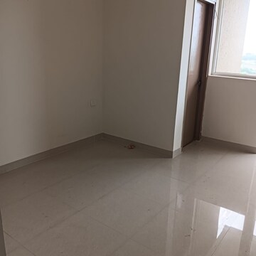Room in 3 BHK Apartment at 3C Orris Greenopolis, Sector 89 – for Sale