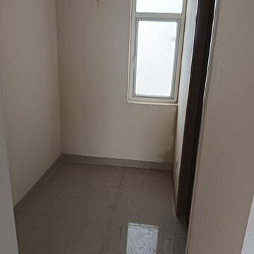 Room in 3 BHK Apartment at 3C Orris Greenopolis, Sector 89 – for Sale