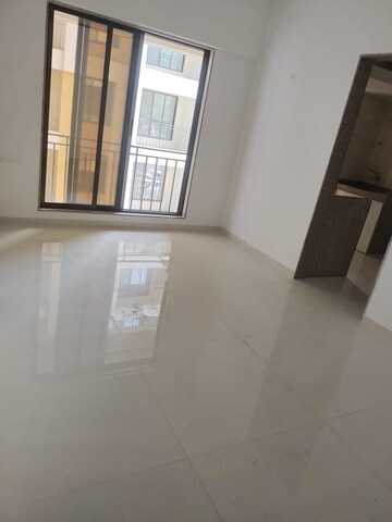Room in 2 BHK Apartment at Tiara Hills, Mira Road – for Rent