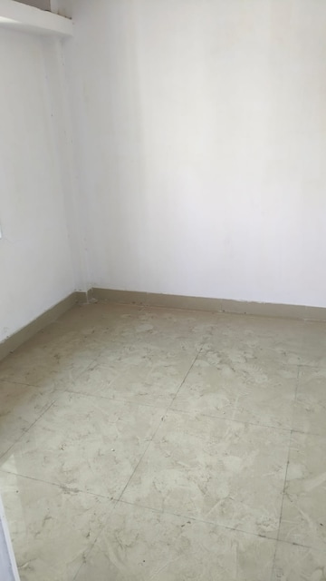 Room in 1 BHK Apartment at New Mhada Tower, Malad West – for Rent