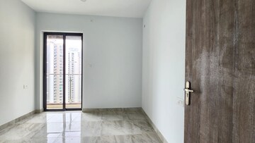 Room in 2 BHK Apartment at Risland The Icon, Dhokali – for Rent