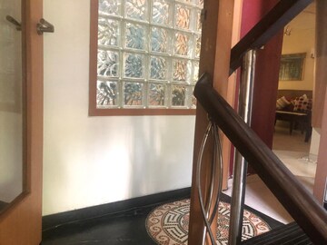 Furnished Amenities in 3 BHK Villa at Basant Garden – for Rent