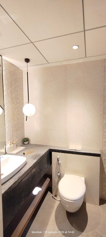 Bathroom in 3 BHK Apartment at Kalpataru Elitus, Mulund West – for Sale
