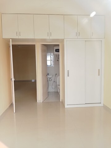Room in 2 BHK Apartment at Pyramid Fusion Homes, Sector 70a – for Rent