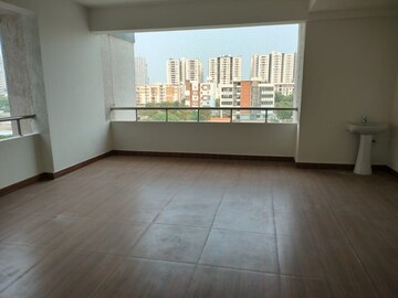 Room in 4 BHK Apartment at PWS 7 Hills, Narsingi – for Rent