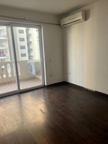 Room in 4 BHK Apartment at Ansal Royal Heritage, Sector 70 – for Sale