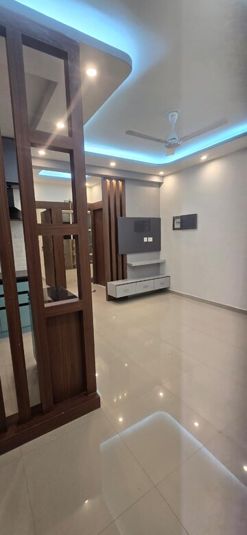 2 BHK Apartment For Rent in Pyramid Urban Homes 3, Sector 67a