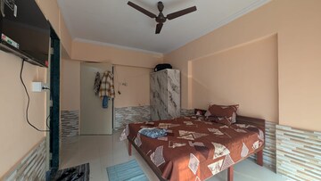Bedroom in 1 RK Apartment at Summit Apartment, Goregaon East – for Rent
