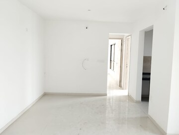 Room in 2 BHK Apartment at Sukhwani Aspire, Ravet – for Rent