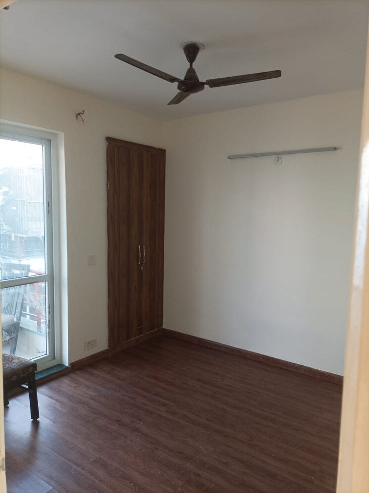 Room, bptp-park-floors-i 3 Bedroom 1100 Sq.Ft. Builder Floor In Sector 77 Faridabad 8058288