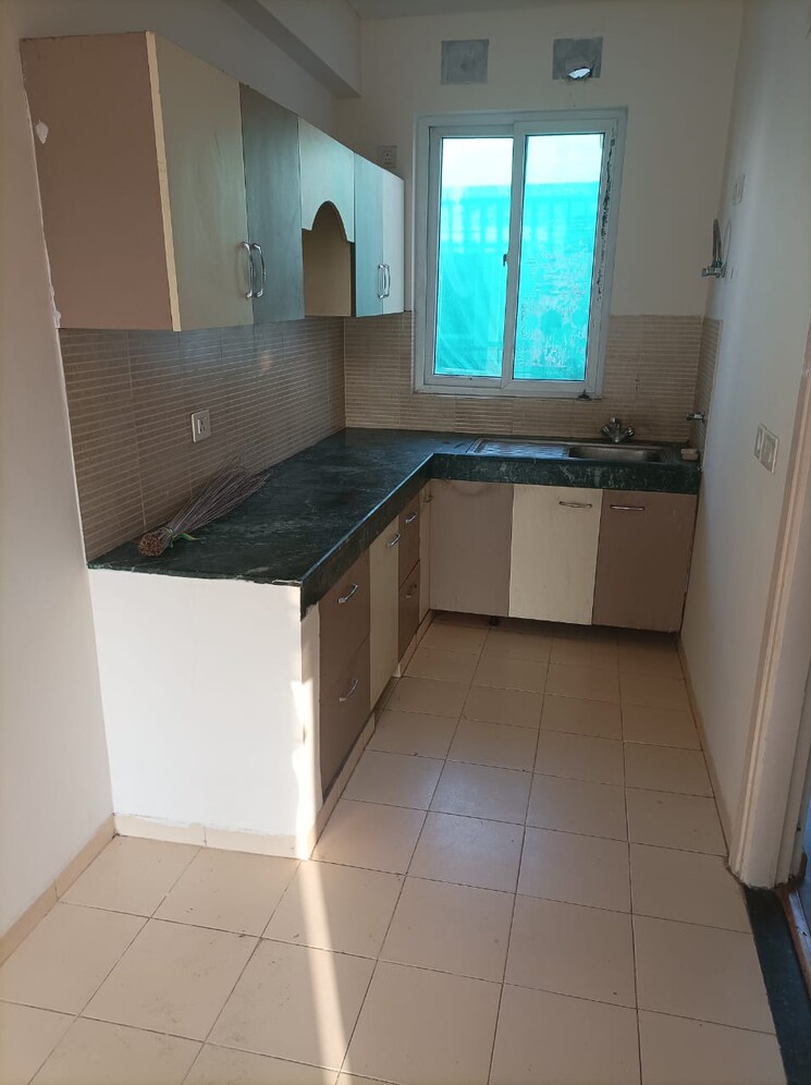 Kitchen, bptp-park-floors-i 3 Bedroom 1100 Sq.Ft. Builder Floor In Sector 77 Faridabad 8058288