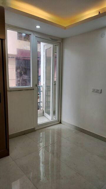 2 BHK Builder Floor For Rent in Ignou Road