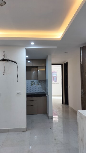 Building Lobby in 2 BHK Builder Floor at Ignou Road – for Rent